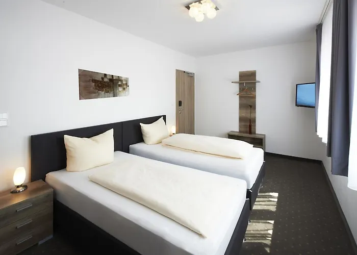 New In Hotel