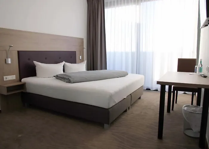 New In Hotel 3*